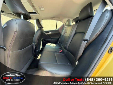 2011 Lexus CT 200h Premium