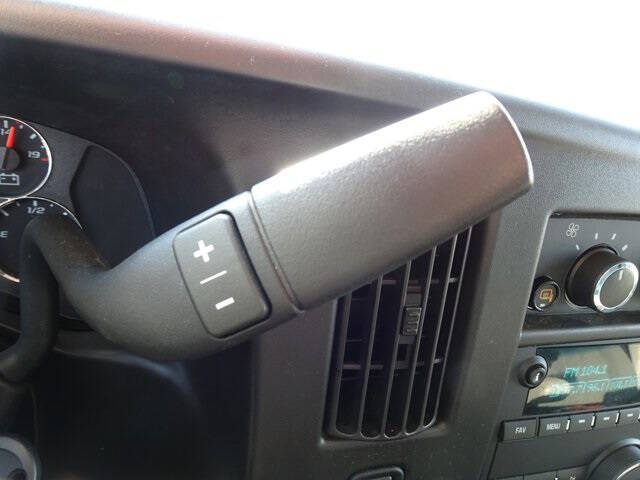 2023 Chevrolet Express 2500