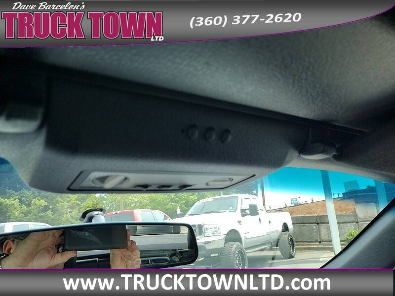 2004 Ford Thunderbird Deluxe