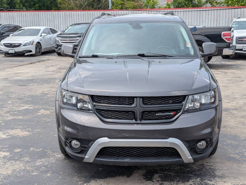 2020 Dodge Journey Crossroad
