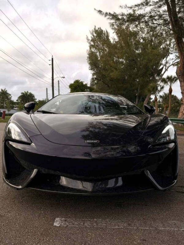 2018 McLaren 570GT