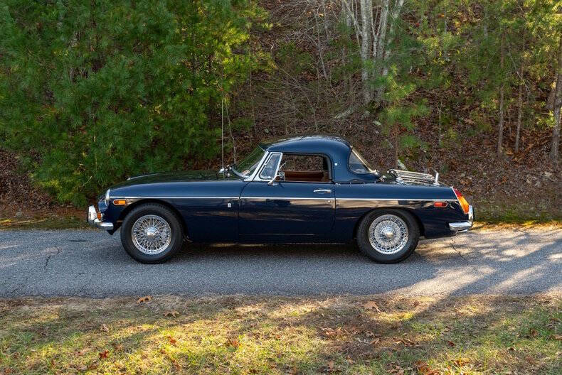 1973 MG B