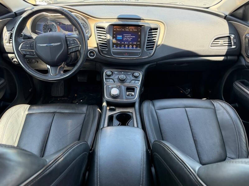 2015 Chrysler 200 C