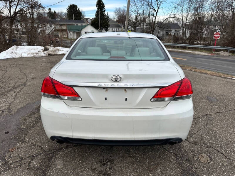 2012 Toyota Avalon Limited