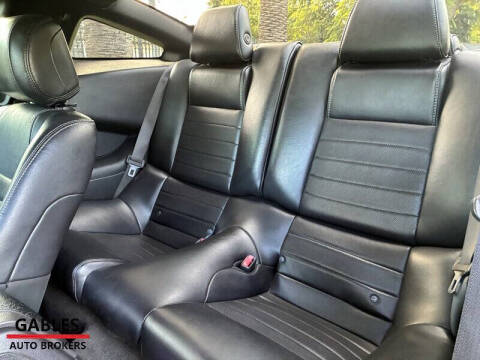 2014 Ford Mustang V6