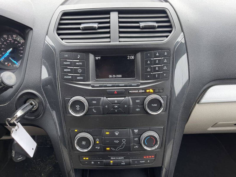 2018 Ford Explorer