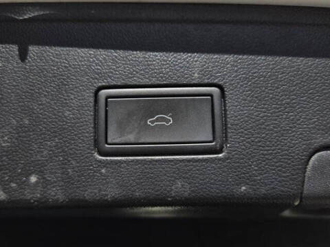 2025 Volkswagen Atlas Cross Sport SE 4Motion