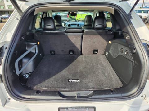 2017 Jeep Cherokee Overland