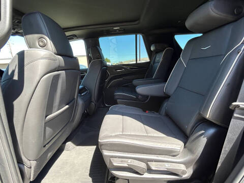 2023 Cadillac Escalade Sport