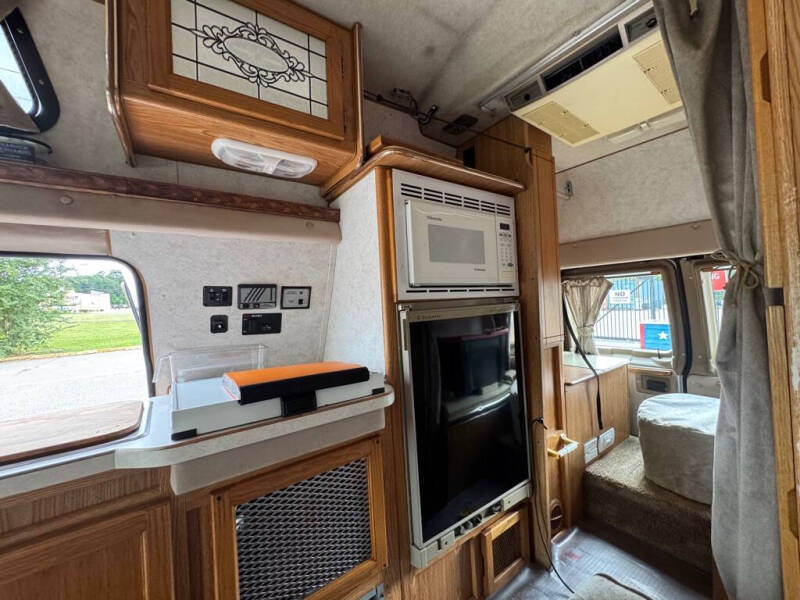 1998 Ford E-Series E-250