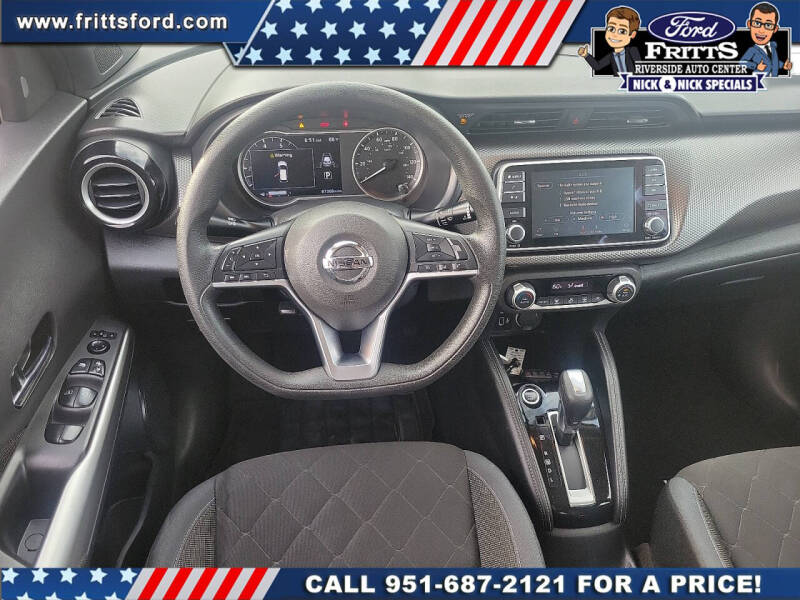 2020 Nissan Kicks SV