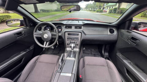 2012 Ford Mustang V6