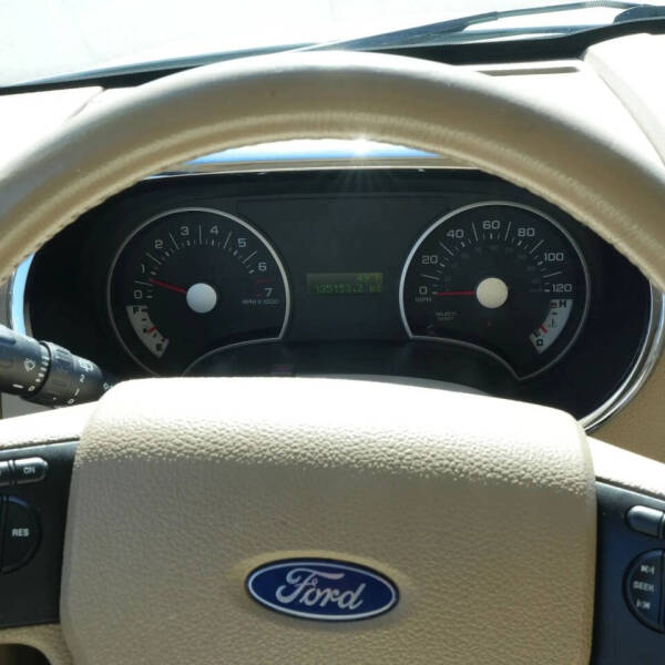 2008 Ford Explorer XLT