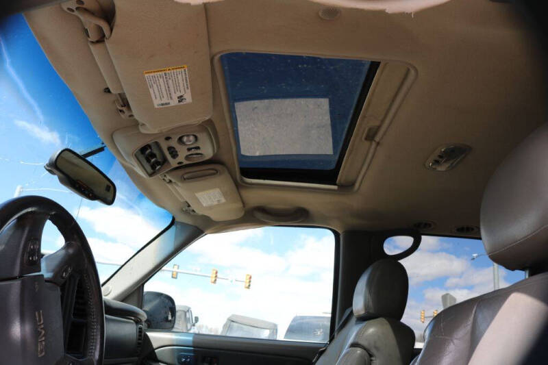 2003 GMC Yukon