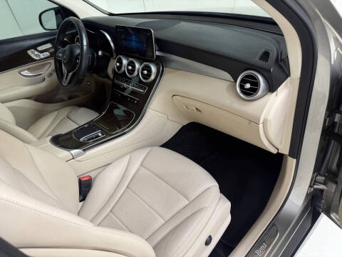 2020 Mercedes-Benz GLC GLC 300