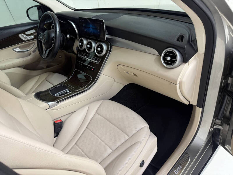 2020 Mercedes-Benz GLC GLC 300