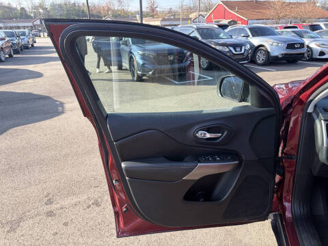 2019 Jeep Cherokee Latitude Plus