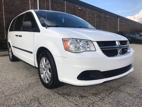 2015 Dodge Grand Caravan for sale at Classic Motor Group in Cleveland OH