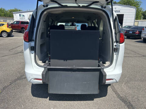 2018 Chrysler Pacifica L
