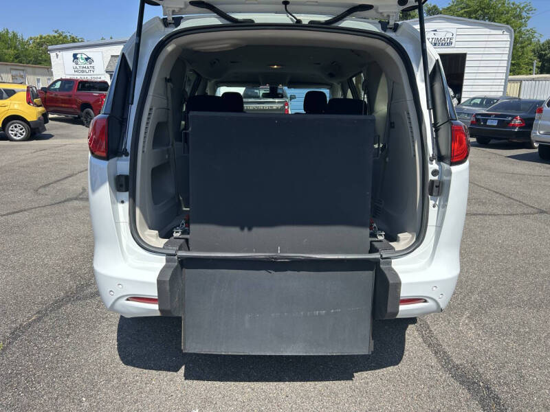 2018 Chrysler Pacifica L
