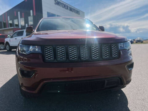2017 Jeep Grand Cherokee Laredo