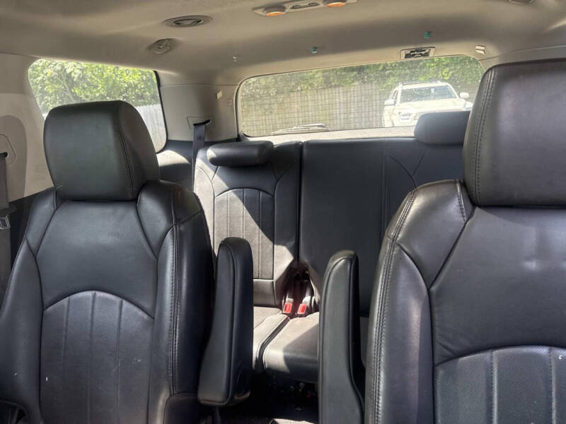 2012 GMC Acadia Denali