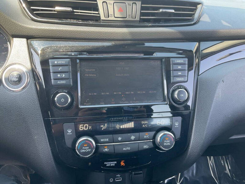 2020 Nissan Rogue Sport SV