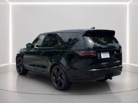 2025 Land Rover Discovery P300 Dynamic SE