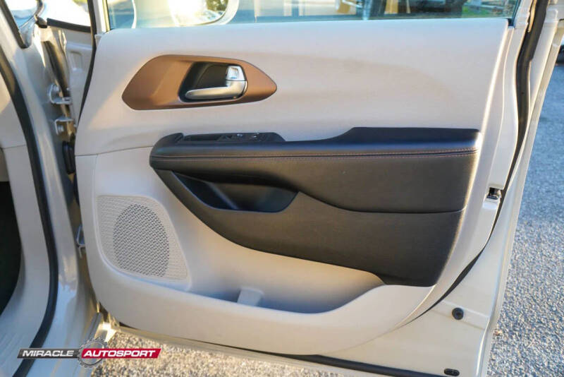 2017 Chrysler Pacifica