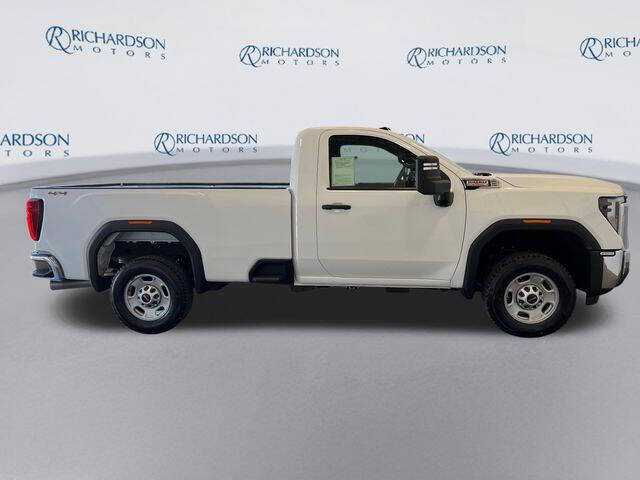 2025 GMC Sierra 2500HD Pro