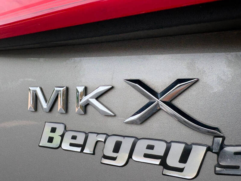2016 Lincoln MKX Select