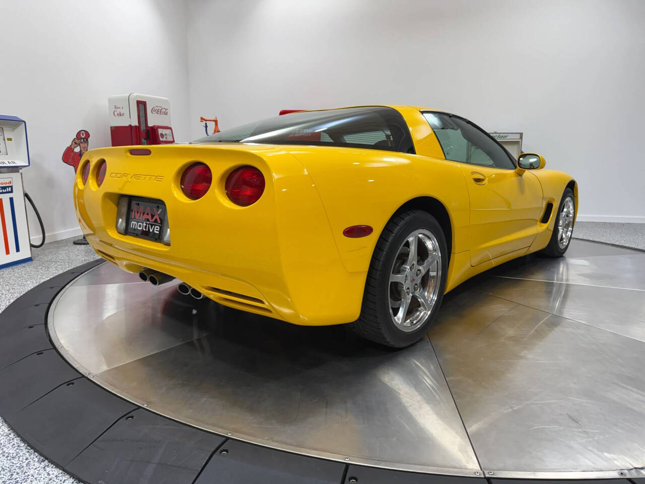 2003 Chevrolet Corvette 14
