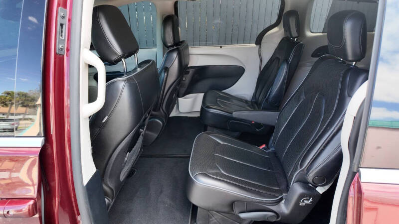 2019 Chrysler Pacifica Limited
