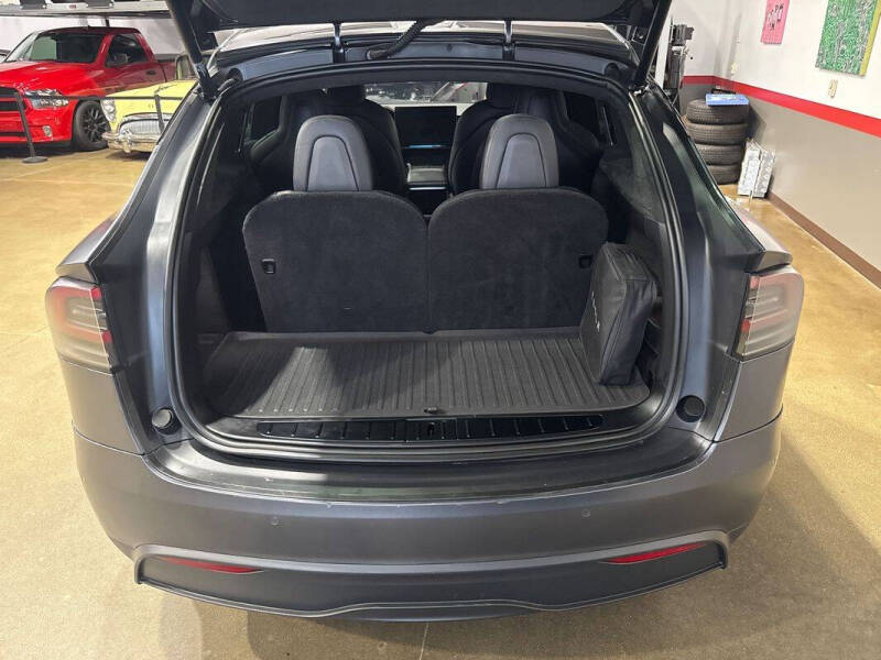 2022 Tesla Model X Plaid
