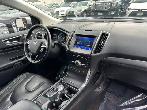 2019 Ford Edge Titanium