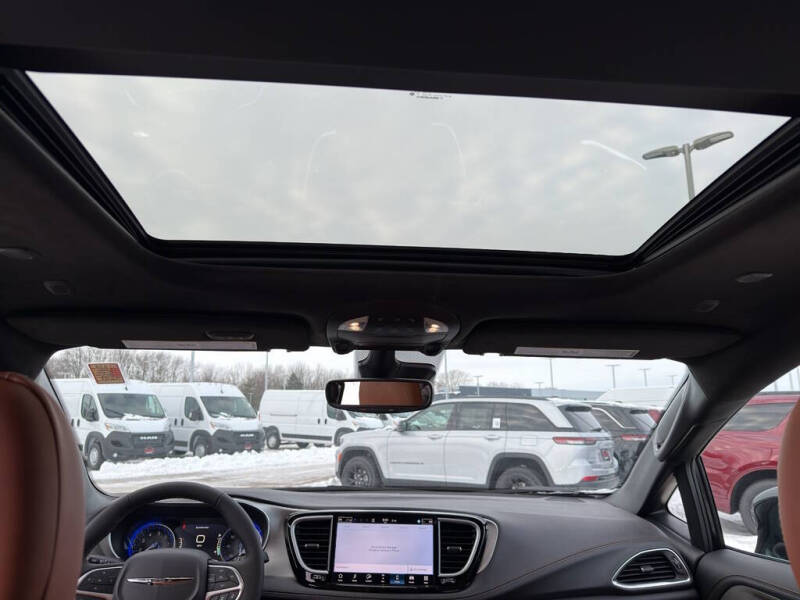 2026 Chrysler Pacifica Pinnacle