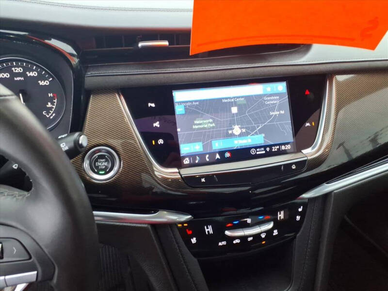 2023 Cadillac XT6 Premium Luxury