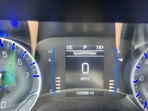 2017 Chrysler Pacifica Touring-L