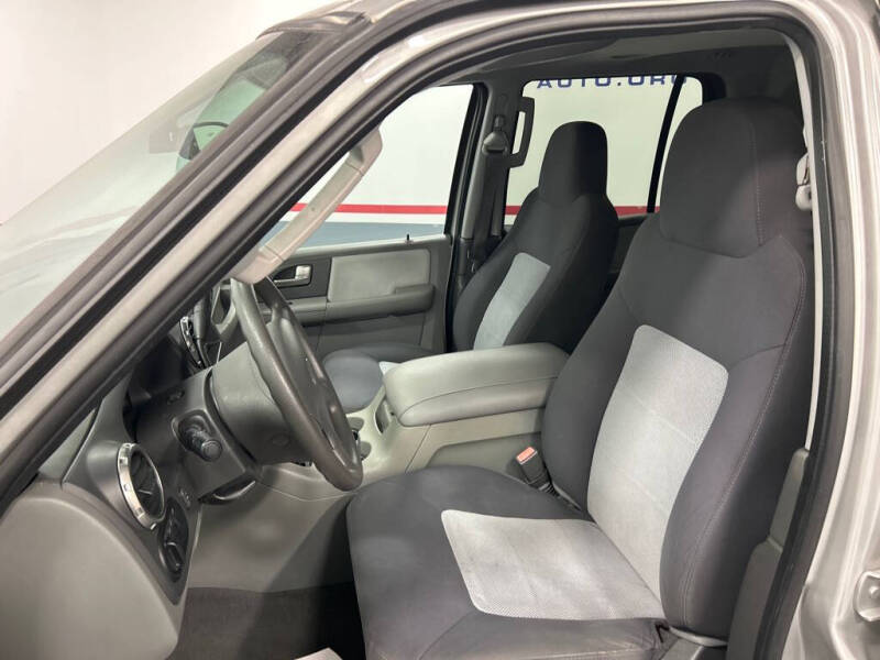 2003 Ford Expedition XLT