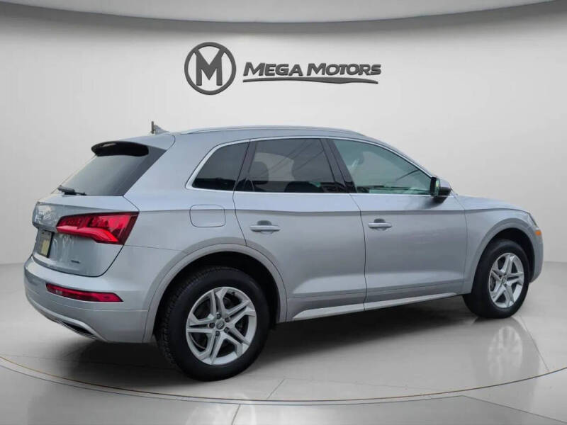 2019 Audi Q5 quattro Premium 45 TFSI