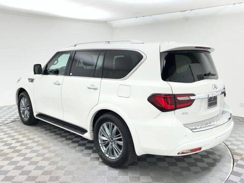 2024 Infiniti QX80 Luxe