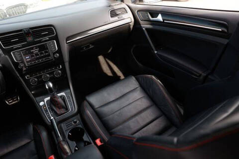 2016 Volkswagen Golf GTI