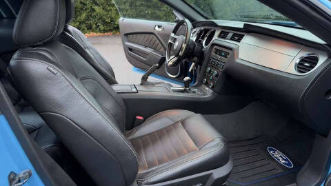 2012 Ford Mustang V6 Premium