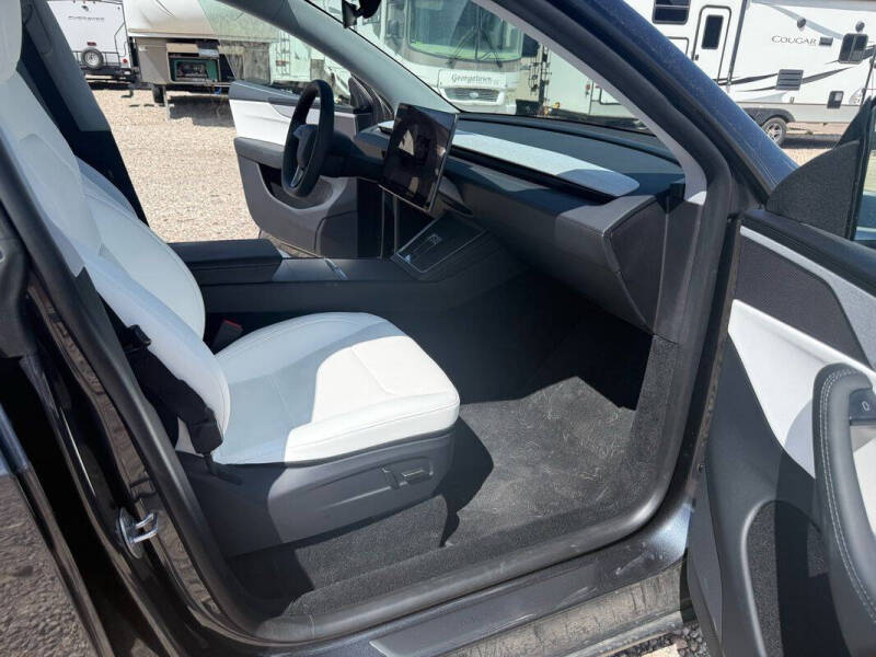 2026 Tesla Model Y Premium