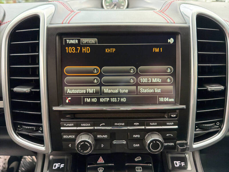 2016 Porsche Cayenne GTS