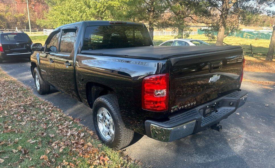 2011 Chevrolet Silverado 1500 for sale at COLLEGE MOTORS LLC in South Bend, IN