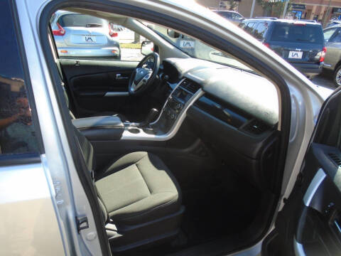 2011 Ford Edge SE