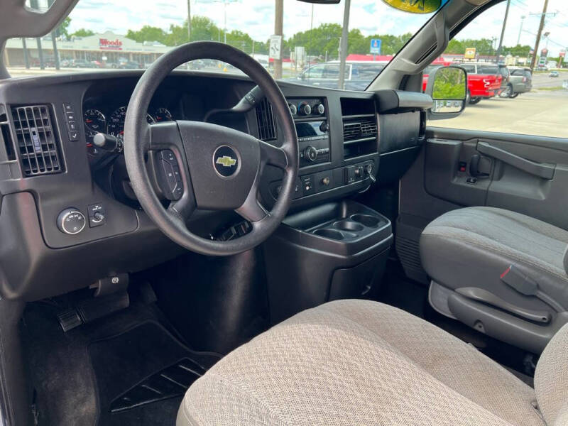 2016 Chevrolet Express LT 2500