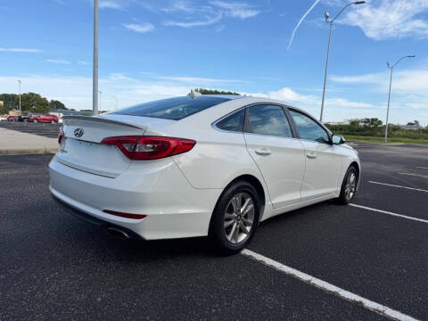 2016 Hyundai Sonata SE