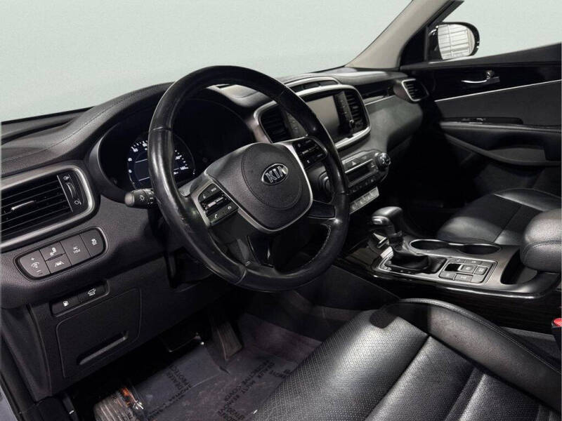 2020 Kia Sorento EX V6